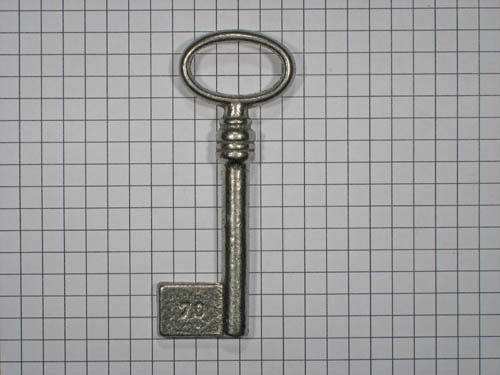 Sleutel gietijzer met gat 70 mm