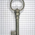 Sleutel ijzer geroest met gat 88 mm