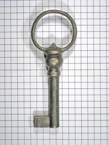 Sleutel ijzer geroest met gat 88 mm