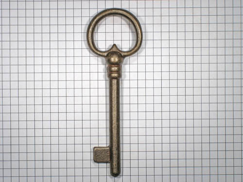 Sleutel ijzer geroest met pen 105 mm