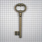 Sleutel ijzer verbronsd 83 mm