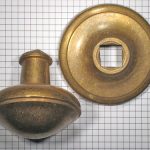 Deurknop, brons antiek