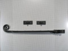 Raamuitzetter met krul, ijzer zwart