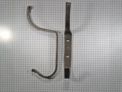 Hoed en jashaak recht, ijzer geroest