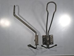 Hoedhaak enkel met dubbele jashaak, draadmodel ijzer geroest