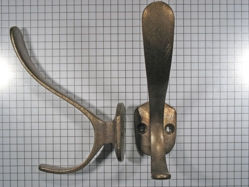 Hoed en jashaak, brons antiek