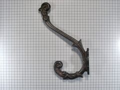 Hoed en jashaak, bewerkt, ijzer geroest