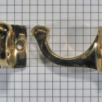 Kapstokhaak klein, geelmessing