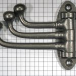 Kapstokhaak verstelbaar ijzer blank