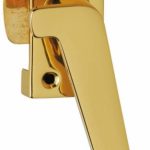 Intersteel Raamsluiting met nok rechts messing gelakt