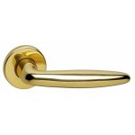 Intersteel deurklink Sigaar op rozet messing gelakt