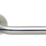 Intersteel enkele deurklink rechts Recht op rond rozet rvs