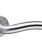 Intersteel enkele deurklink rechts Lisa op rond rozet rvs