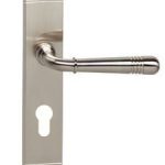 Intersteel deurklink Helena op schild PC55 nikkel mat