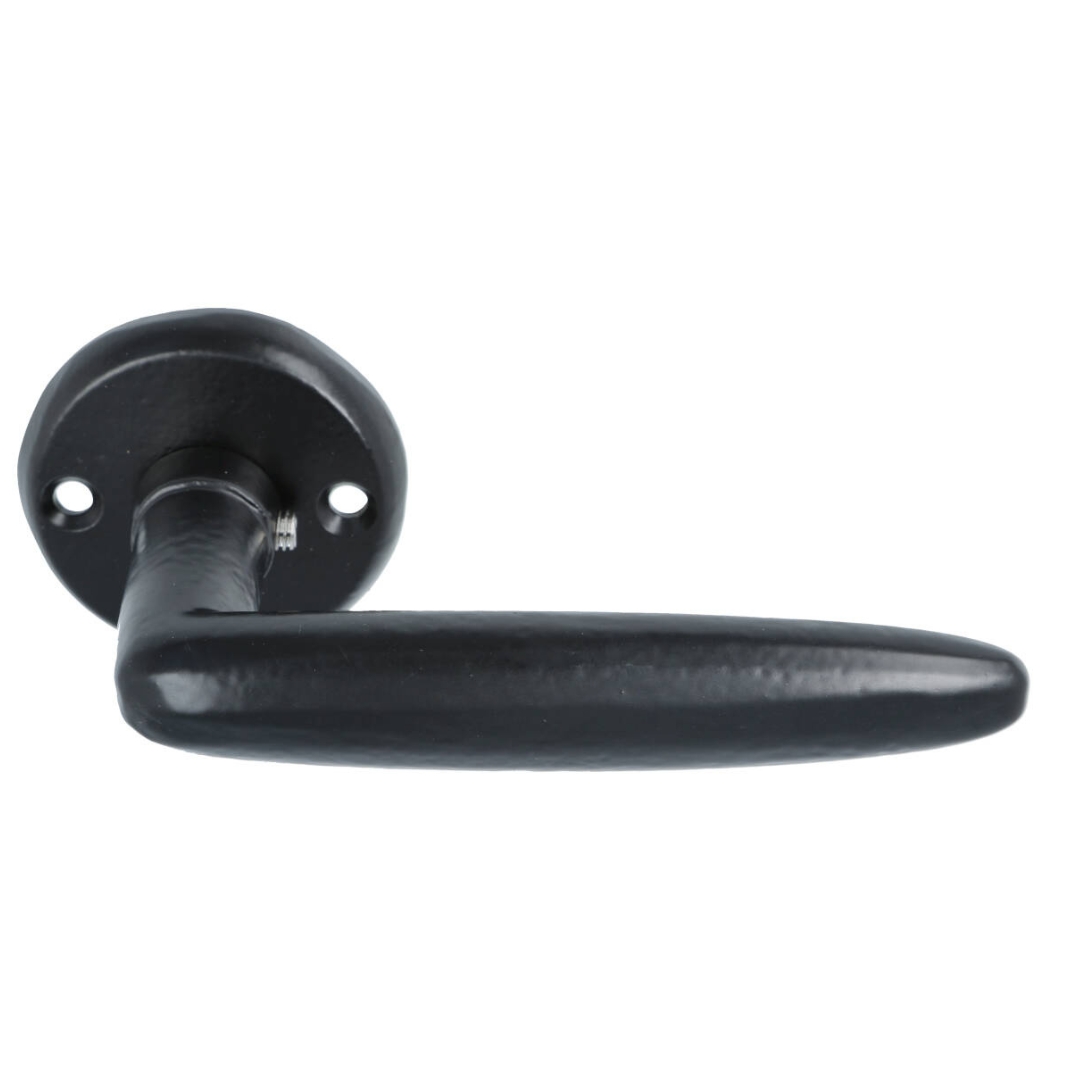 Set klinken Mike ijzer zwart inclusief rozetten