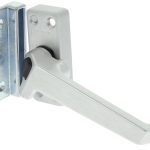 AXA Raamsluiting Met Nok en Drukknop Rechts Aluminium F1