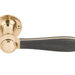 Deurklink BOSCO LZ100 op rozet messing Ongelakt/zwart