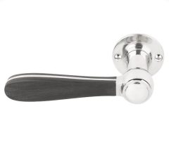 Enkele deurklink links BOSCO LZ100 op rozet gepolijst rvs/zwart