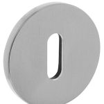 Olivari rozet rond met sleutelgat chroom mat
