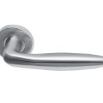 Deurklink Sigaar model massief rvs