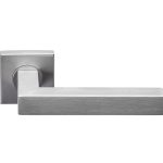 Deurklink Basis Vierkant op geveerd rozet mat rvs