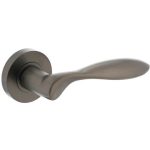 Intersteel enkele deurklink rechts George op ronde rozet antraciet grijs