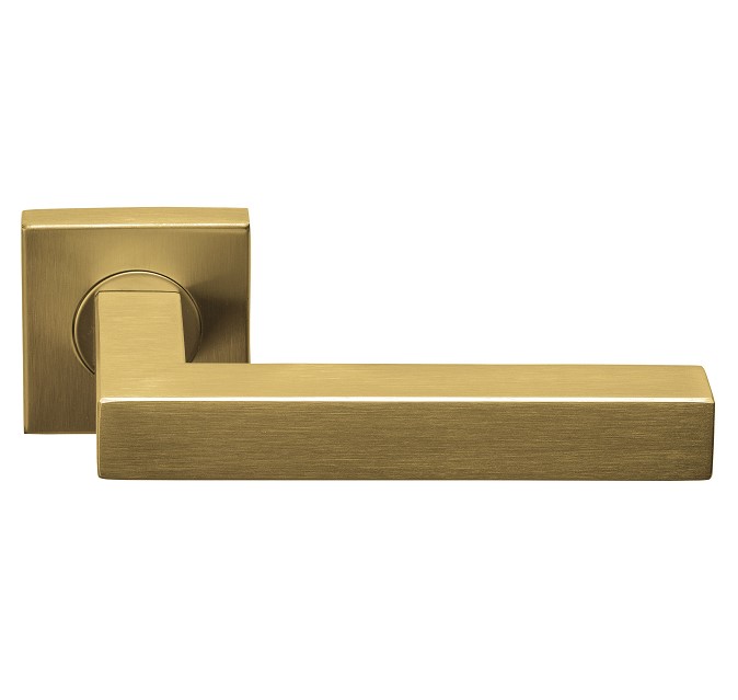 Deurklink Basis Vierkant op geveerd rozet PVD mat Goud