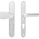 AXA Oval Plus Smal veiligheidsbeslag PC72 SKG3 met kerntrekbeveiliging Wing-greep/kruk