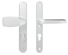 AXA Oval Plus Smal veiligheidsbeslag PC72 SKG3 met kerntrekbeveiliging Wing-greep/kruk