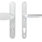 AXA Oval Plus Smal veiligheidsbeslag PC92 SKG3 met kerntrekbeveiliging Wing-greep/kruk