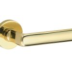 Deurklink op geveerd rozet Padania/Vivo messing gelakt