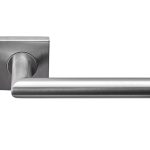 Deurklink BASIC LBII-19BSQR53 op geveerd rozet mat rvs