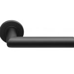 Deurklink BASIC LBIIL-22 EN1906 op ronde rozet mat zwart