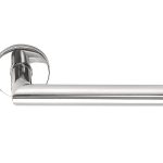 Deurklink BASIC LBII-19 op ronde rozet gepolijst rvs