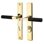 SKG3 PC55 kruk/kruk op smalschild Bauhaus ebben Links + kerntrekbeveiliging messing ongelakt