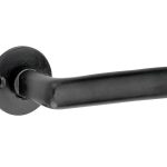 Deurklink op rozet Hamburg ijzer zwart