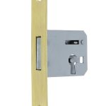 Insteekslot rechts 30 mm met rechte messing voorplaat (zonder sleutel)