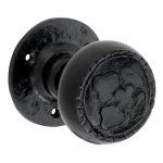 Knopkruk op rozet Coventry ijzer zwart