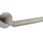 Intersteel deurklink Jura met rozet zelfklevend ø55x2mm rvs