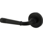 Intersteel enkele deurklink links Helena op rozet ø54x9mm zwart