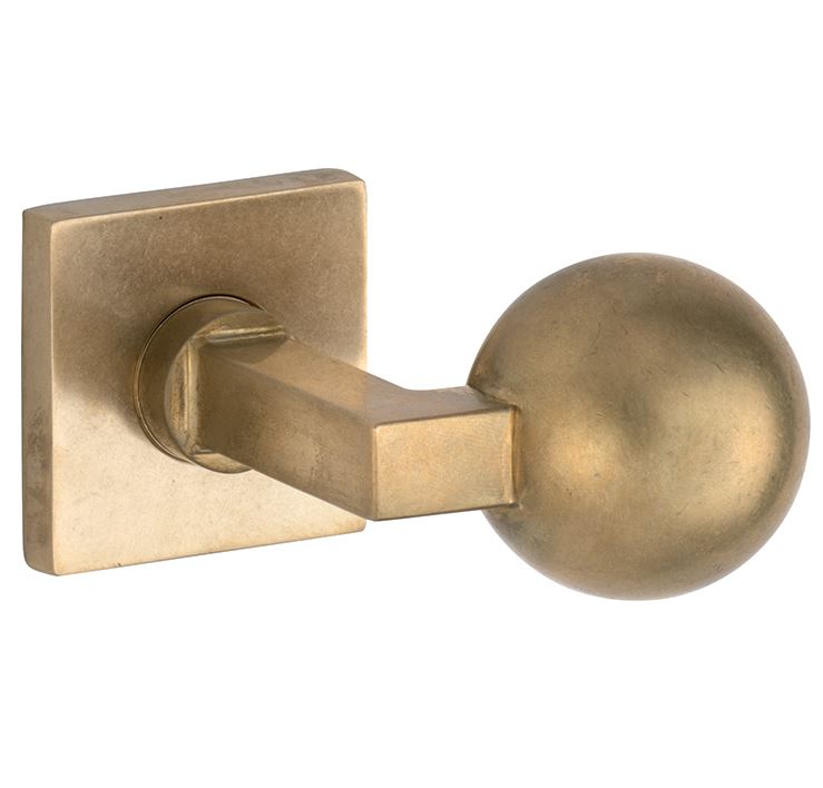 Knopkruk op geveerd rozet verdekt Bauhaus messing antiek