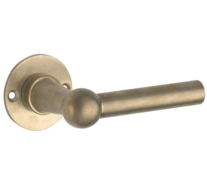 Deurklink op ongeveerd rozet Chemin de Fer 100mm messing antiek