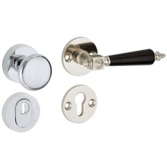 SKG3 knop/kruk op rozet Roman bakeliet Rechts + kerntrekbeveiliging glans nikkel/glans chroom