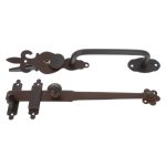 Staldeursluiting ijzer geroest