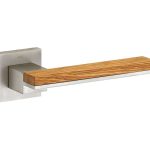 Deurklink op geveerd rozet Mimolimit mat nikkel ongelakt/eiken