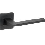 Deurklink op geveerd rozet Terry pvd mat zwart