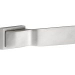 Deurklink op geveerd rozet Tukan mat nikkel ongelakt