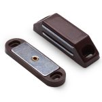 Magneetsnapper 6 kg kunststof tegenplaat bruin
