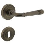 Intersteel deurklink Helena op rozet met sleutel plaatjes gebruineerd