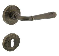 Intersteel deurklink Helena op rozet met sleutel plaatjes gebruineerd